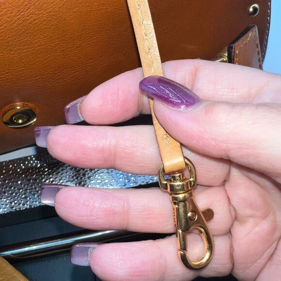 Michael Michael Kors Vintage Saddle Leather Handbag with Dust Bag - Picture 15 of 16